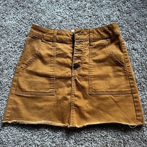 Tilly’s Sky and Sparrow brand mustard mini skirt size 0